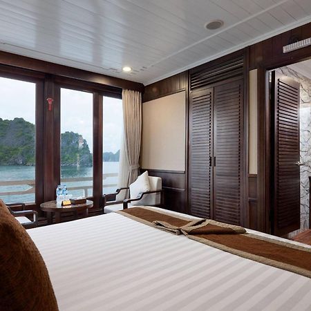 Ha Long Aqua Legend Cruise Hotel Exterior foto